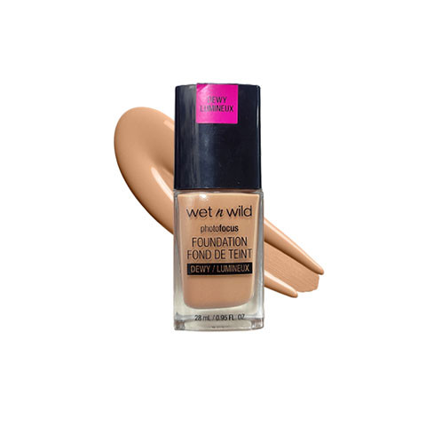 Wet n Wild Foundation Dewy/Lumineux E1111527E (Classic Beige)